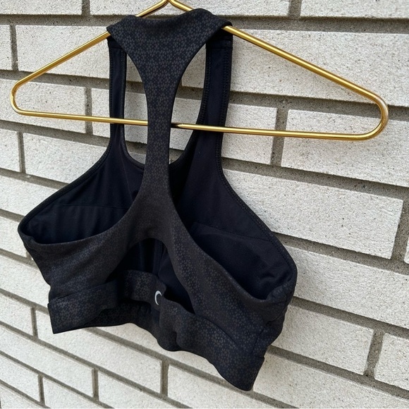 Zyia Active Black Flower Power Bra - Picture 9 of 10